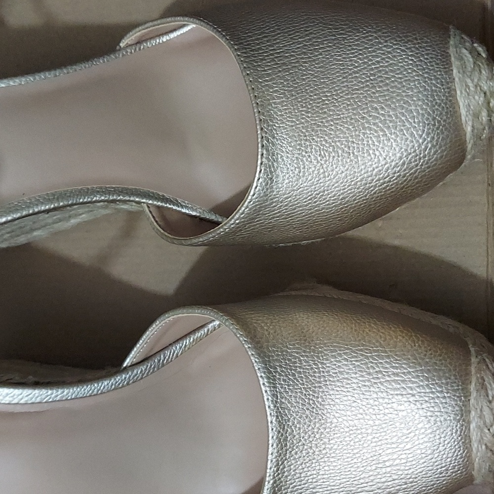 PRODUCT Inc International Concepts Masin Closed-Toe Wedge Espadrilles,Used once - Picture 2 of 8
